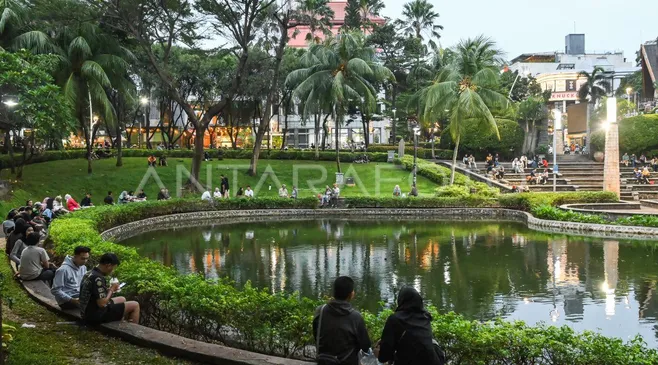 5 Taman Kota di Jakarta yang Buka 24 Jam Serta Daya Tariknya Masing-Masing