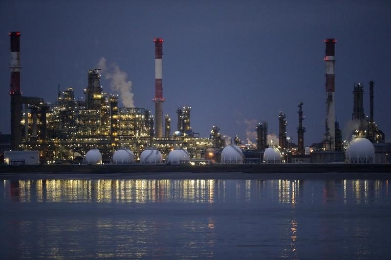 Enbridge mengatakan jaringan pipa minyak Kanada yang baru memerlukan reformasi hukum terlebih dahulu - Bloomberg