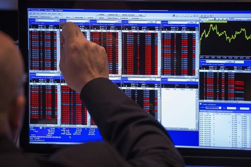 Bain Capital kumpulkan utang $1 miliar untuk kesepakatan Sizzling Platter - Bloomberg