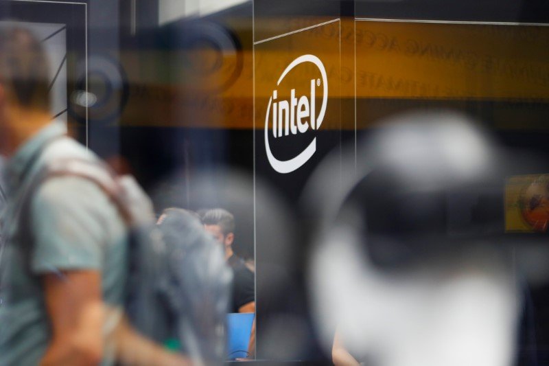Intel akan tutup bisnis otomotif dan memberhentikan staf departemen, OregonLive melaporkan