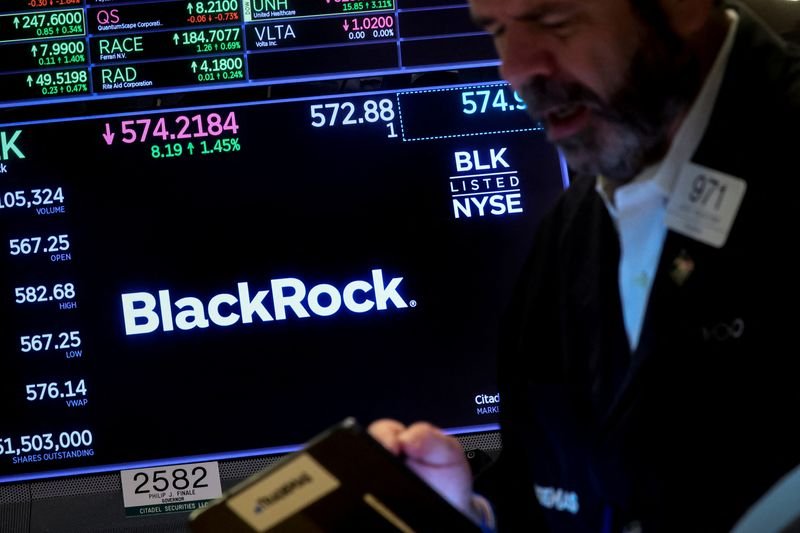 BlackRock ingin memperluas pasar swasta ke rencana pensiun