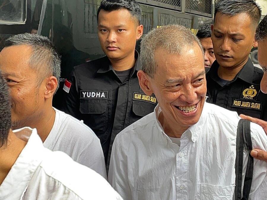 Senyum Fariz RM Jelang Sidang Lanjutan Kasus Narkoba Hari Ini
