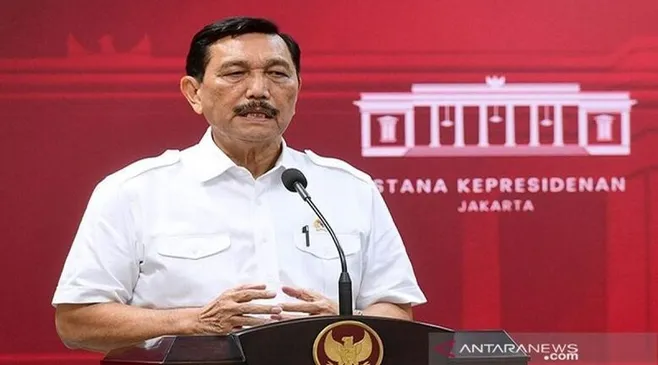 Luhut Ungkap Penyaluran Bansos Rp500 Triliun Hanya Separuhnya Tepat Sasaran