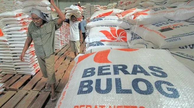 Pemerintah Hentikan Bantuaan Beras Banos Sementara, Apa Alasannya?