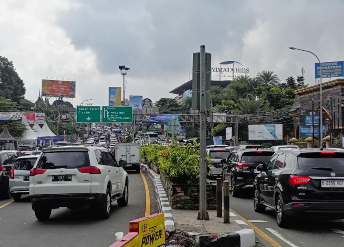 Hari Pertama Libur Panjang, 49.000 Kendaraan Lintasi Jalur Puncak Bogor