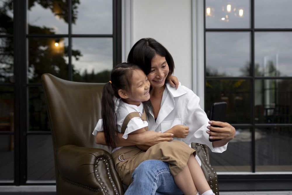 5 Tantangan dan Solusi Menjadi Single Parent