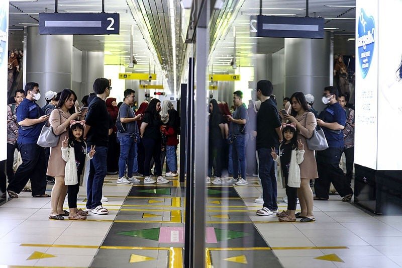 Tarif Transjakarta, MRT dan LRT Cuma Rp1 saat HUT ke-79 Bhayangkara
