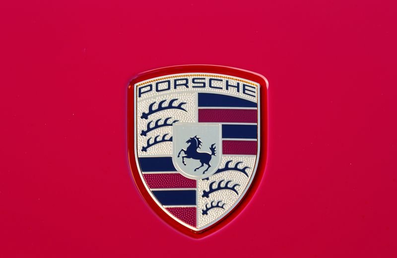 Porsche pertimbangkan penjualan unit TI MHP, kata sumber