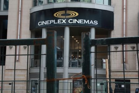 Saham Cineplex naik setelah CEO Ellis Jacob mengumumkan pensiun pada tahun 2026