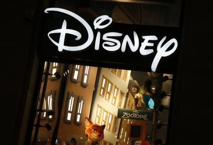 Jefferies menaikkan peringkat saham Disney menjadi “beli”, menaikkan target harga menjadi $144