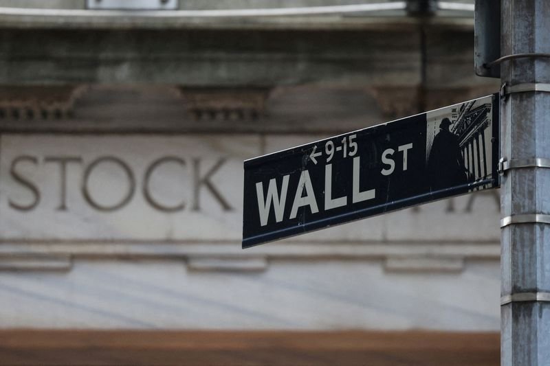 Analisis-Transaksi yang lebih besar mendorong M&A global di H1, bankir mengisyaratkan minat terhadap transaksi besar