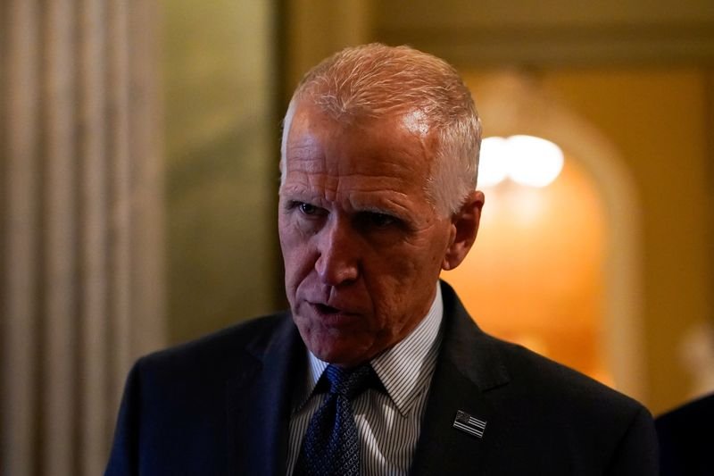 Setelah serangan Trump, Senator Republik Tillis mengundurkan diri dari pencalonan ulang tahun 2026