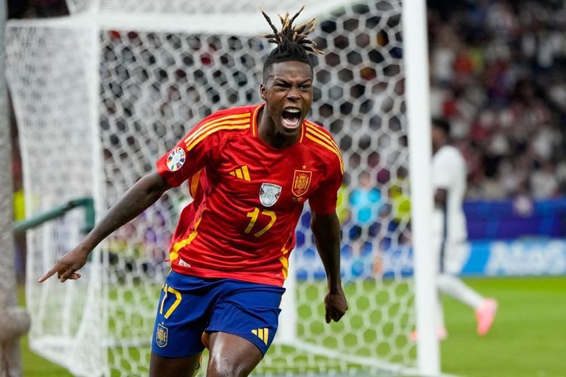 Gagal Dapatkan Gittens, Bayern Munchen Kini Intai Target Utama Barcelona