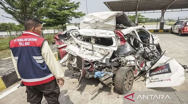 Kronologi Kecelakaan Mobil Kru tvOne di Tol Pemalang
