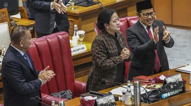 Formappi Kritik Perayaan Ulang Tahun Puan Saat Sidang Paripurna: Tidak Sensitif dan Berpotensi Melanggar Etik