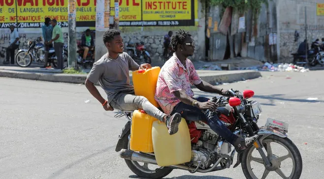 Gawat Geng-Geng Preman Kuasai Pasokan dan Distribusi BBM, Perdana Menteri Haiti Minta Tolong
