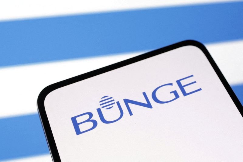 Bunge merampungkan mega-merger yang telah lama tertunda dengan perusahaan pengolahan biji-bijian Viterra