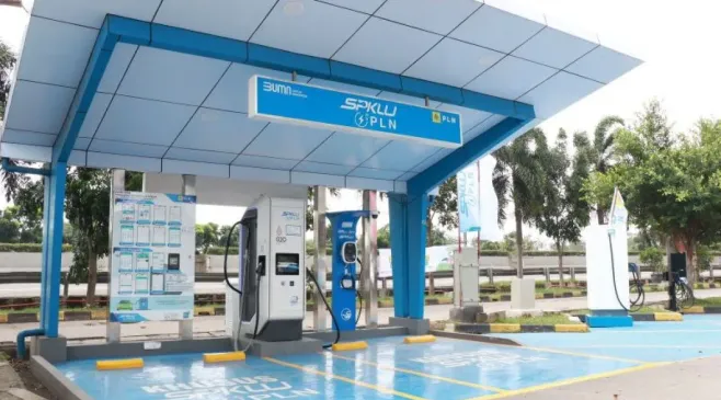 Daftar 53 SPKLU di Rest Area Tol Trans Jawa