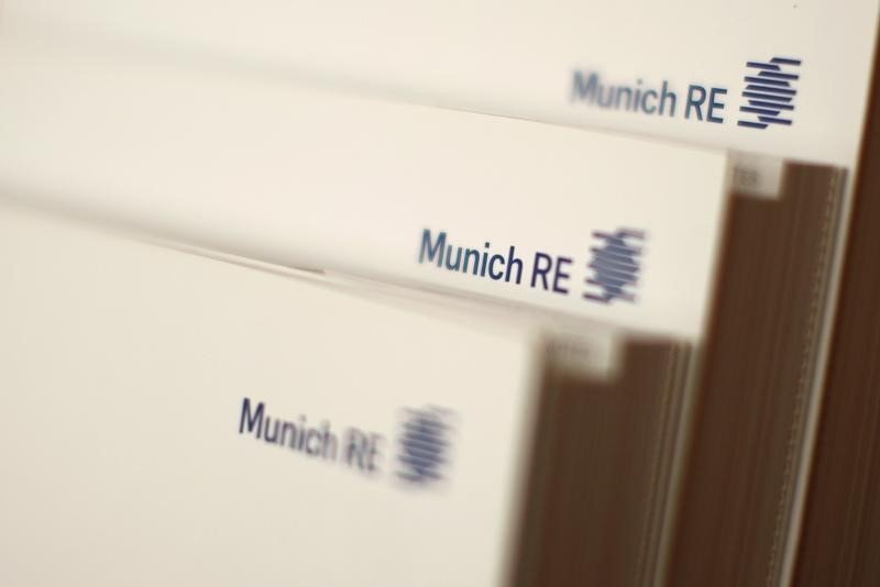 Munich Re dinaikkan statusnya menjadi “overweight” berdasarkan prospek ROE, target harga €650