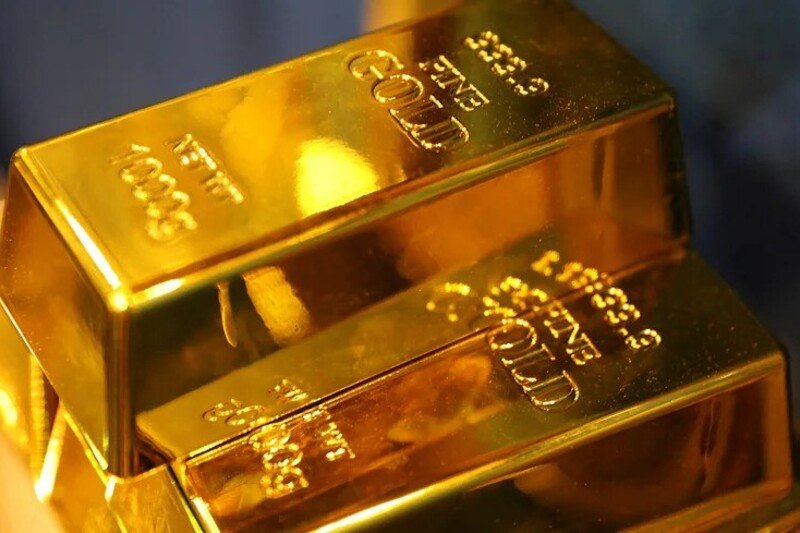 Harga emas stabil karena investor menunggu data pekerjaan AS untuk isyarat Fed