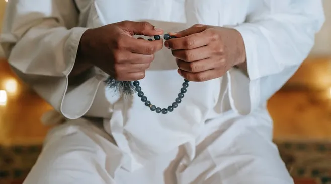 Tata Cara Ruqyah Mandiri Sesuai Sunnah Nabi Muhammad SAW